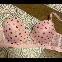 Women’s Jessica Simpson Bra Brand Neww/O Tags Size 34c Padded/Underwire/Adjustable Straps Pink/Hearts Mache Art, Paper Mache Art, Bra Brands, Beautiful Bra, Pink Hearts, Victoria Secret Bras, Bras And Panties, Sleepwear Women, Paper Mache