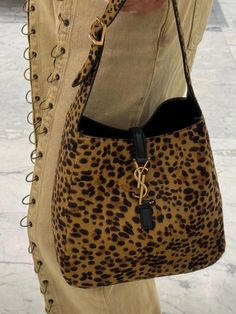 Ysl Leopard Bag, Cheetah Bag, Moodboard Fashion, Cheetah Style, Leopard Print Bag, Leopard Tote, Expensive Bag, Leopard Bag, Luxe Style