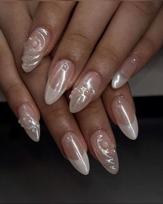 Clean Girl Nails Short, Short Nails Almond, Sims4 Build, Clean Girl Nails, Nails Bride, Engagement Nails, Girl Nails, Nails Fake