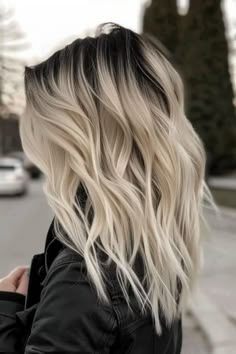 Dark Hair Blonde Ombre, Black And Blonde Hair Medium Length, Dark Smudge Roots Blonde, High Ombre Hair, Icy Platinum Blonde Hair With Shadow Root, Blond With Black Roots, Black And Blonde Ombre Hair, Platinum Blonde Hair With Dark Roots, Darker Roots Blonde Hair