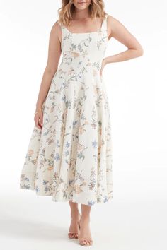 The Ana Panel Dress is the ultimate maxi – pristine enough for daytime, and sleek enough for the night. A soft, vintage floral motif exudes delicate warmth, while clean paneling and a square neck come together for a polished, perfect fit. Square Neck Dress, Summer Linen, Reception Dress