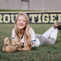 Troup Softball // Martie Photoshoot Ideas Duo, Softball Photoshoot Ideas, Softball Photoshoot, Posing Ideas, Photoshoot Ideas, Softball, Photography, Quick Saves