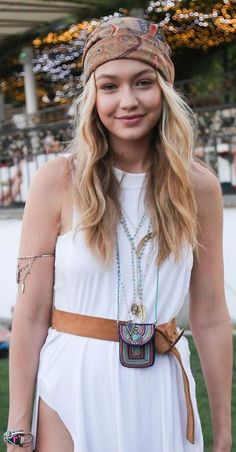 Bandana Hairstyle, Gigi Hadid Hair, Theatrical Costumes, Coachella Hair, Teen Style, Bohemian Beauty, Marina Laswick, 2015 Hairstyles