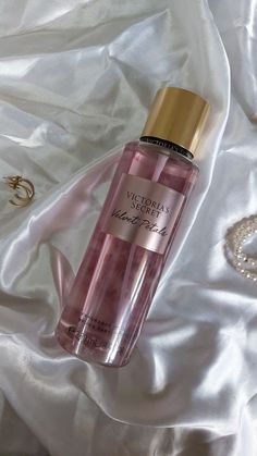 Victoria secret|Victoria secret perfume|Bets smells|Famous perfume| Victoria Secret Body Mist, Perfume Body Spray, Victoria Secret Perfume