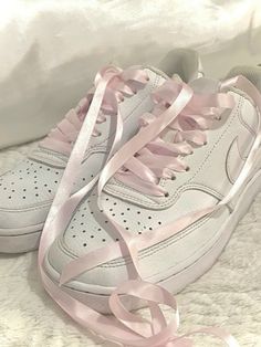 White Shoes Coquette, Pink Croquet Aesthetic, Coquette Aestethic Pink, Pink Ribbon Aesthetic, Soft Coquette Aesthetic, Coquette Pearls, Coquette Pink Aesthetic, Pink Bow Aesthetic, Pink Aesthetic Girly