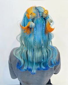 #haircolor #hairstyles #bluehairstyles #creativehair Half And Half Hair, World Hair, Dyed Hair Inspiration, Hair Color And Cut, Hair Collection, Dye My Hair, Hair Reference, Hair Inspiration Color, Hair Inspo Color