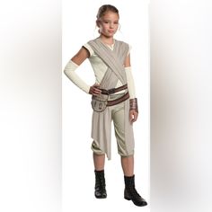 Nwot Star Wars Disney Kids Rey Cild Costume For Halloween Size (Small). 3-4 Years Old Includes- Top With Attached Scarves Pants Belt Arm Warmers Cuff Star Wars The Force Awakens New - Never Opened Ships Quickly From A Non- Smoking Home. Rey Star Wars Costume, Star Wars Girl, Disfraz Star Wars, Rey Costume, Star Wars Halloween Costumes, Authentic Costumes, Star Wars Vii, Star Wars 7, Star Wars Character