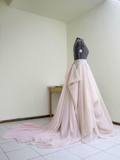 Blush wedding skirt with train Nude bridal skirt Pink train Pink Train, Light Gray Wedding, Draping Wedding, Bridal Skirt, Prom Skirt, Grey Wedding Dress, Skirt Tulle, Bridal Skirts, Gown Skirt