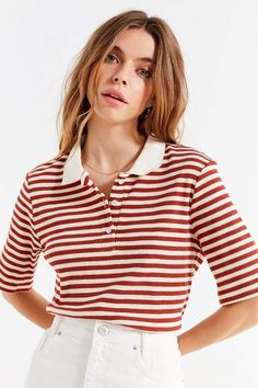 Urban Outfitters UO Striped Ribbed Knit Polo Shirt #uo #urbanoutfitters #polo #stripes #saltylasehs #ootd Polo Shirt Outfit Women's, Plain Polo Shirts, Polo Outfit, Knit Polo Shirt, Outfit Ideas For Women, Slim Fit Polo Shirts