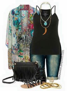 Love this outfit - would wear full length jeans (not a Bermuda fan) How To Wear Kimono, Look Hippie Chic, Outfit Plus Size, Kimono Outfit, Look Plus Size, Mode Casual, Moda Plus, Plus Size Kleidung