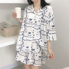 SPECIFICATIONSThickness: NormalStyle: korean styleSleeve Length(cm): ShortSize: M L XL 2XLSexually Suggestive: NoSeason: summerSeason: summerPattern Type: PlaidOrigin: CN(Origin)Obscene Picture: NoModel number: women pajama setsModel Number: h73362Material Composition: cotton polyesterMaterial: CottonMaterial: PolyesterLength: ShortsItem Type: PajamasGender: WOMENFeature 3: trendyFeature 2: casualFeature 1: softDepartment name: adultCondition: dailyColor: various colorsCollar: Turn-down CollarBr Korean Cardigan, Korean Pajamas, Pijamas Women, Summer Loungewear, Korea Girl, Japanese Home, Pajama Fashion, Comfortable Loungewear, Tutorial Hijab