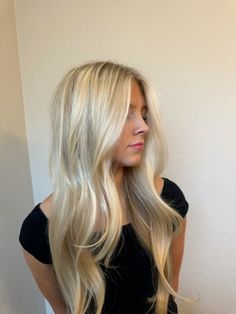 Christmas Blonde Hair, Vanilla Blonde Hair, Teddy Bear Blonde, Hair Inspo Blonde, Butter Blonde Hair, Blonde Hair Inspo, Blonde Layers, Honey Blonde Highlights, Blonde Hair Color Ideas