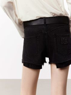 MO&Co. Women's Low Waist Denim Shorts Few pieces signal summer quite like a pair of denim shorts. Washed a black hue, this style is crafted from organic cotton and shaped with a mid-low waist, frayed hem and a slight long pocket. Pair them with a cute top and sandals for a chic and relaxed look. Features : - Mid-low waist mini silhouette- Zip fly, five pocket design- Frayed hem design Code: MBD2SOT002The back length of size S/26 is 28cmMATERIALS & CARE Material: 100% CottonPlease put it into a m Cute Top, Mesh Bag, Low Waist, Black Denim Shorts, Pocket Design, Cute Tops, Denim Shorts, Organic Cotton, Sandals