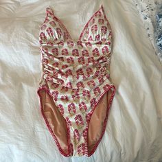 J. Crew One Piece Swimsuit. Size 6. Brand New And Never Worn Fitted One-piece Swimwear For Holiday, Fitted V-neck Swimwear For Holiday, Holiday Fitted Printed Swimwear, Fitted White Swimwear For Holiday, Womens Swim, One Piece Swimsuit, Pink White, Pink Ladies, J Crew