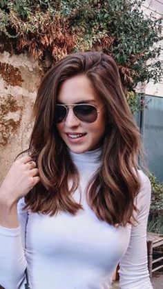 Hair Slick, Medium Length Blonde Hair, Rambut Brunette, Hairstyle Inspiration, Trendy Haircuts, Women's Hair, Medium Length Hair Cuts