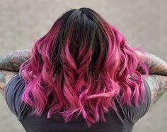 Pink Curls, Creative Hair Color, Hair Color Shades, Wild Hair, Haircut And Color