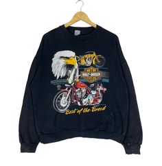 PLEASE ASK ANY QUESTION BEFORE BUYING  THIS IS USED CLOTHING PLEASE DONT EXPECTED IT TO BE LIKE NEW OR IN PRISTINE CONDITION 80s HARLEY DAVIDSON MOTORCYCLE SWEATSHIRT CREWNECK  tag Tophalf     material Cotton 50% Polyester 50% saiz on tag XL (XLarge) Mesasures About ( Approximately)  -Armpit to Ampit : 25 inch -Length (back collar down) : 24 inch Condition : used good condition 8/10 **No Tears Has Stains And No Hole** 🎈PLEASE READ THE DESCRIPTION AND POLICY BEFORE BUYING 🎈ACCEPT PAYMENT:  PAYP Vintage Graphic Print Winter Sweatshirt, Vintage Winter Graphic Print Sweatshirt, Winter Vintage Graphic Print Sweatshirt, Black Oversized Vintage Sweatshirt, Vintage Crew Neck Graphic Print Top, Vintage Crew Neck Top With Graphic Print, Vintage Graphic Print Crew Top, Vintage Crew Neck Sweatshirt With Logo Print, Vintage Logo Print T-shirt For Winter