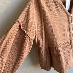 New With Tags Camel Color Brown Cotton Blouse For The Beach, Trendy Brown Cotton Blouse, Trendy Brown Beach Blouse, Puffy Sleeve Shirt, Olive Green Blouse, Babydoll Shirt, Slinky Dress, Black And White Blouse, Sequin Tank Tops