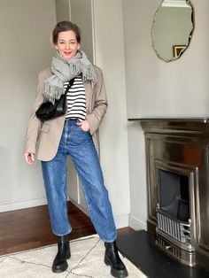 Mode Over 50, Teen Trends, Smart Casual Dress, Winter Wardrobe Essentials, Mode Casual, Pretty Blouses, Looks Street Style, Fashion Mistakes, 가을 패션