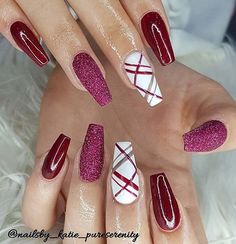 Ongles Beiges, Maroon Nail, Nails For Fall, Cruise Nails, Gold Nail Art, Valentine Nails