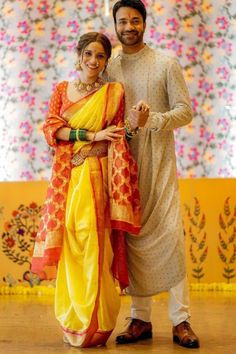 Haldi Marathi Look, Brides In Yellow Saree, Royal Marathi Wedding Look, Peshwai Look For Wedding, Navari Poses, Peshwai Look For Wedding Couple, Navari Saree Look, Peshwai Look, Twining Outfits