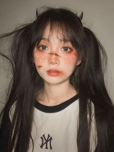 Girl Halloween Makeup, Holloween Makeup, Ulzzang Makeup, Cute Makeup Looks, Face Photography, Human Poses, Maquillaje Natural, 인물 사진, Halloween Disfraces