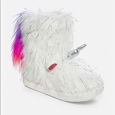 Brand New! Unbelievably Cute Unicorn Slipper Boots By Justice. Girls Size 2/3 Sparkle Unicorn, Justice Shoes, Unicorn Shoes, Fun Slippers, Unicorn Hat, Unicorn Slippers, Unicorn Leggings, Unicorn Outfit, Unicorn Backpack