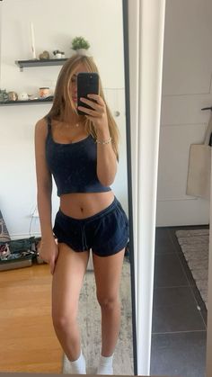 Beautiful Selfies, Lululemon Outfits, Desi Fashion Casual, Casual School Outfits, Girls Summer Outfits, Teenager Outfits, Cute Everyday Outfits, Baddie Outfits Casual, Cute Simple Outfits