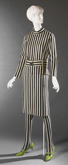 Ensemble Rudi Gernreich, 1964 The Philadelphia Museum of Art Stocking Designs, Philadelphia Museums, Philadelphia Museum Of Art, Fashion Friday, Skirt Belt