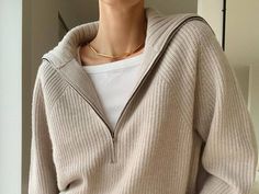 Amazon Fashion 2024, Amazon Basics Clothing, Quarter Zip Sweater Outfit, Cold Ootd, Zip Sweater Outfit, Amazon Clothing Finds, Amazon Sweater, Amazon Sweaters, Vanilla Girl Aesthetic