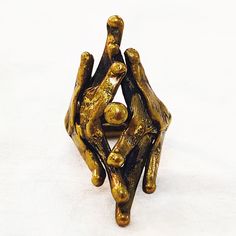 Outstanding Vintage Handmade Bronze Brutalist Modernist Ring- Size 7. Face Measures Approximately 1.75" X 1". In Perfect Condition. Modernist Ring, Jewelry Vintage, Bronzer, Womens Jewelry Rings, Vintage Gold, Vintage Ladies, Vintage Jewelry, Size 7, Ring Size