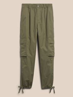 The incredible performance of military design in a lightweight cotton blend, these chinos have elastic hidden at the waist for comfort and drawstrings at the ankle to adjust the volume of the legs.  TAPERED FIT: Expertly cut for a slim, tapered fit. Military Design, Green Olive, Chinos Pants, Banana Republic, Khaki Pants, Cotton Blend, The Incredibles, Elastic, Pants