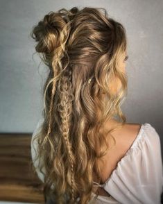 Pretty Messy Half-Up Braid and Bun Wedding Hairstyles Updo Messy Loose Curls Half Up Half Down, Long Hairdos Half Up, Long Hairstyle Half Up Half Down, Bohemian Bridal Hair Half Up, Messy Updo Half Up Half Down, Shag Bridal Hair, Boho Wedding Hair Half Up Medium Length, Half Up Messy Hair, Bohemian Half Up Half Down