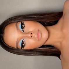 Makeup Kawaii, Makeup Eye Looks, Creative Makeup Looks, Spring Makeup, Blue Makeup