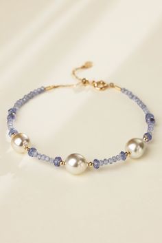 Handpicked of every pearl, only the top 1% of pearls are selected
Handcrafted Tanzanite Bracelet, Akoya Pearls, Pearl Size, Guinea Bissau, Caribbean Netherlands, 18k Gold, White Gold, Bracelet, Chain