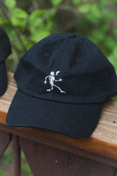 info: 6 panel baseball cap (Dad Hat), adjustable sizing Casual Curved Brim Baseball Cap For Skateboarding, Adjustable Curved Brim Baseball Cap For Skateboarding, Retro Six-panel Baseball Cap For Baseball Season, Retro Black Six-panel Baseball Cap, Black Baseball Cap For Skateboarding, Retro 5-panel Embroidered Snapback Hat, Retro 5-panel Snapback Hat With Embroidered Logo, Streetwear 5-panel Baseball Cap With Embroidered Patch, Skeleton