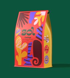 Organic Coffee Packaging Concept: Utilizing warm colors and shapes, coffee concept Sol finds inspiration in tropical Brazil's abundantly vibrant flora. The patterned leaves are a significant departure from some of the more minimalist and modular coffee brands. Patterned Packaging Design, Different Packaging Ideas, Vibrant Packaging Design, Tropical Packaging Design, Organic Package Design, Sol Branding, Coffee Packaging Ideas