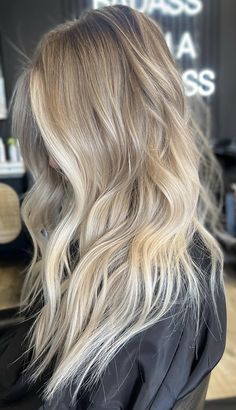 Blonde Rooty Balayage, Low Maintenance Winter Blonde, Icy Blonde With Root Melt, Root Smudge Vs Root Melt Vs Shadow Root, Babylights Blonde Balayage, Neutral Blonde With Shadow Root, Cool Toned Lived In Blonde, Long Piecey Layers, Root Tap Blonde Balayage