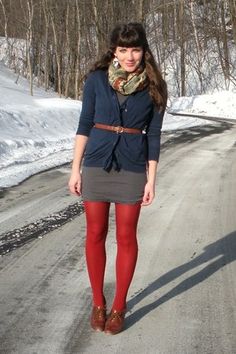 Fall fashion,  I really like these colors together Oxford Outfit, Oxfords Outfit, Preppy Hipster, Navy Blue Cardigan