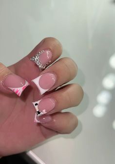 Y2k Short Nail Designs, Acrylic Nails Nude, Acrylic Nail Set, Hard Nails, Colored Acrylic Nails, Girly Acrylic Nails, French Tip Acrylic Nails, Glow Nails, Short Square Acrylic Nails