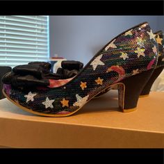 Bnwt Irregular Choice Banjo Heels. Stars And Moons. Size 40. What To Wear With Irregular Choice Shoes, Retro Party Heels With 4-inch Heel, Mermaid Heels, Pink Kitten Heels, Gold Kitten Heels, Irregular Choice Heels, White Heels Wedding, Moon Color, Irregular Choice Shoes Pink