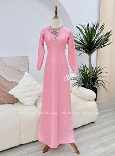 🌻 Stretchy level: 2/10 🌻Material: Lụa vân gỗ 🌻 The measurement of this ao dai (long dress) is in Vietnamese size (American size tends to be bigger for the same size). Please LOOK AT THE SIZE CHART CAREFULLY BEFORE ORDERING. There might have some chalk writings on the fabric due to making process. These marks can be washed away easily. 🌻No returns or exchanges Buyer can contact seller about any issues with an order. 💜 Thank you very much!💜 Elegant Long Sleeve Ao Dai For Eid, Elegant Fitted Ao Dai For Eid, Elegant Full-length Festive Ao Dai, Elegant Festive Full-length Ao Dai, Festive Full-length Elegant Ao Dai, Chalk Writing, Hand Beading, Fort Worth, Dress Clothes For Women