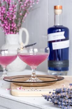 Spring Cocktail Recipe - The 'Theodora' featuring Empress 1908 Gin! Empress Gin, Empress 1908 Gin, Gimlet Cocktail, Spring Cocktail, Spring Cocktails Recipes, White Cranberry Juice, Cocktail Maker, Gin Cocktail Recipes, Grapefruit Soda