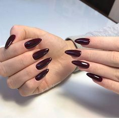 Shimmer Nail Art, Red Stiletto Nails, Red Nail Art Designs, Wine Nails, Red Nail Art, Red Acrylic Nails, Nail Shimmer, Burgundy Nails, Super Nails