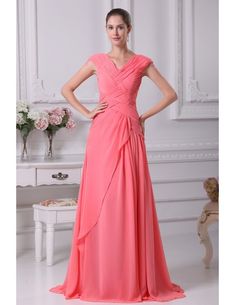 Sweetheart Intricate Fitted Top Pleated Bridesmaid Dress in Chiffon Coral Bridesmaid Dresses, Sleeveless Chiffon Dress, Evening Dresses Online, Floor Length Prom Dresses, Evening Dress Floor Length, Red Bridesmaid Dresses, Girls Pageant Dresses, Prom Dress Styles, Red Evening Dress