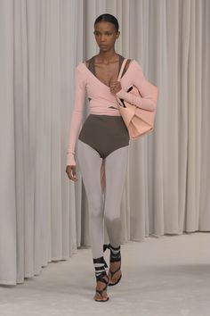 Ferragamo Spring 2025 Ready-To-Wear Collection [PHOTOS] Ballerina Core, Dream Items, Summer 3, Project Inspiration, Editorial Design, Athleisure, Pilates, Fashion News