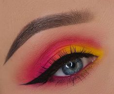 Eyeshadow Color Combinations, Recital Hair, Red Eyeshadow Look, Rainbow Eye Makeup, Yellow Eye Makeup, Blue Eyeshadow Looks, Eyeshadow Ideas, Yellow Makeup