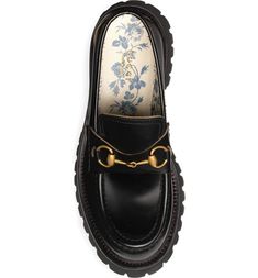 Gucci Loafers Women, Chunky Loafers Outfit, Embroidered Bee, Stylish Leather Jacket, Loafers Outfit, Gucci Loafers, Chunky Loafers, Leather Jacket Style, Patent Leather Loafers