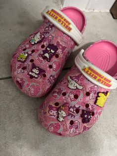 Hk Widget, Aesthetic Crocs, Hello Kitty Crocs, Clog Outfit, Shein Clothes, Future Style, Animal Coloring