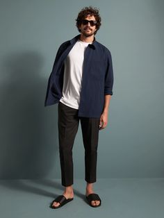 Motion Tech Cropped Chino | Banana Republic Cropped Chinos, Wrinkle Free, Chinos Pants, Side Pocket, Preppy Style, Tapered Legs, Cropped Pants, Repellent, Snap Closure